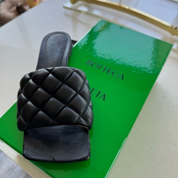 Bottega Veneta Black Quilted Slides